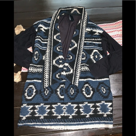 dolan Sweaters - Dolan tribal cardigan medium